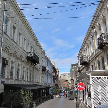 2Br Loft Apartment Near Liberty Square Тбилиси Экстерьер фото