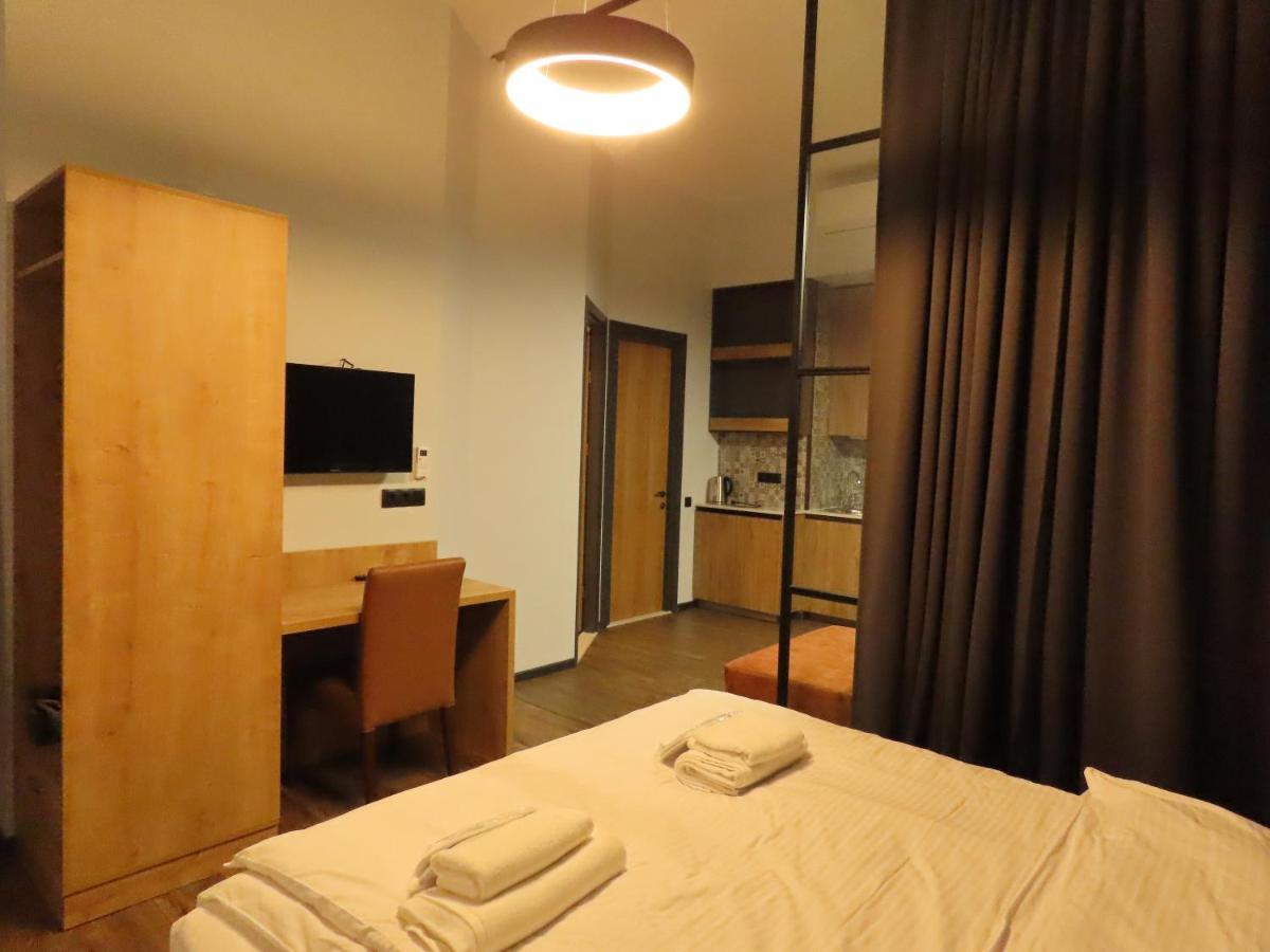 2Br Loft Apartment Near Liberty Square Тбилиси Экстерьер фото