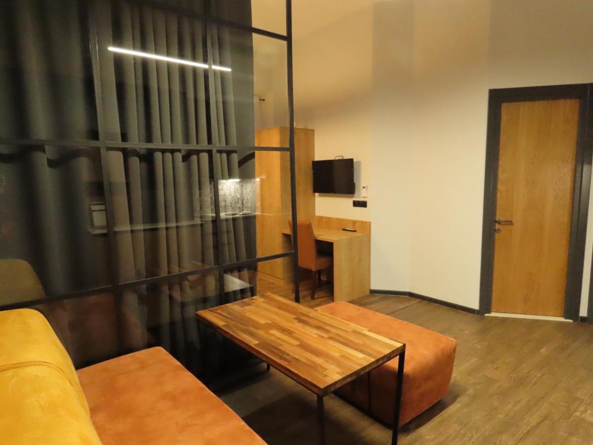 2Br Loft Apartment Near Liberty Square Тбилиси Экстерьер фото