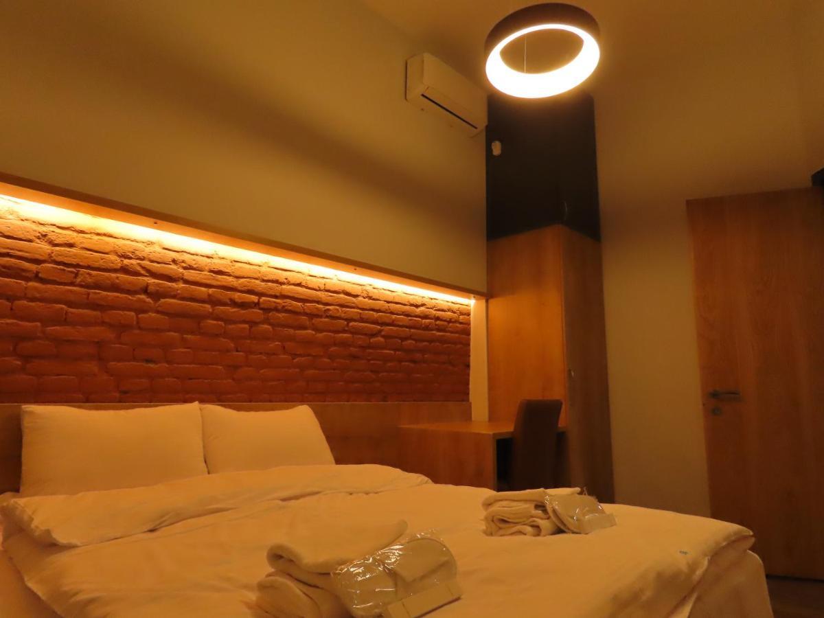 2Br Loft Apartment Near Liberty Square Тбилиси Экстерьер фото