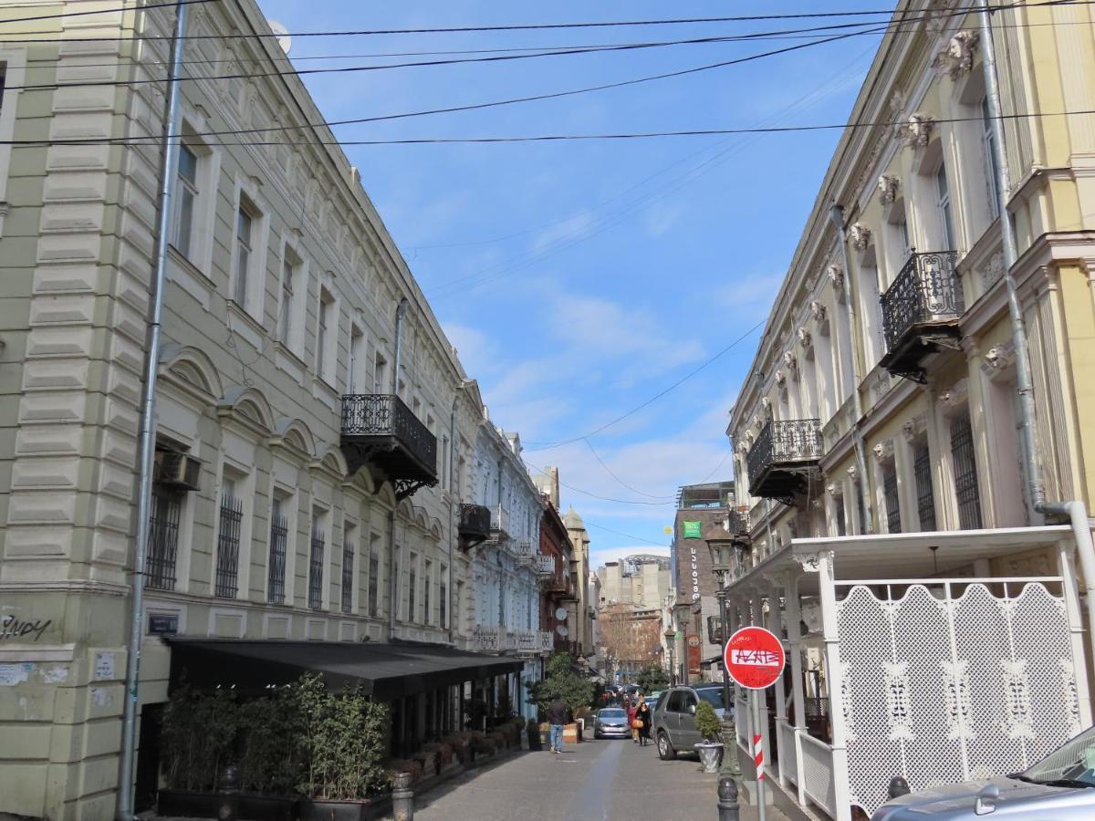 2Br Loft Apartment Near Liberty Square Тбилиси Экстерьер фото